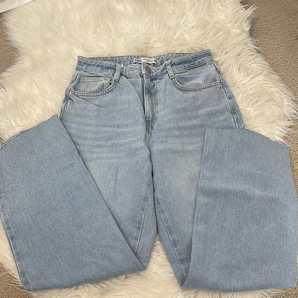 Zara Denim - ZARA Women's Straight/Mom Jeans